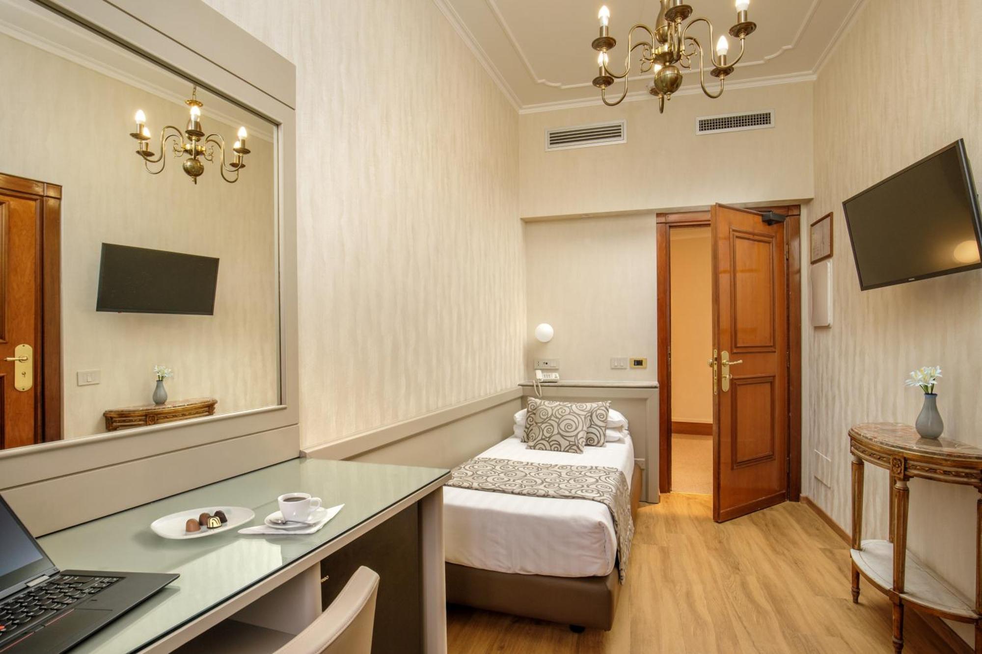 Hotel Della Torre Argentina — Foto 3